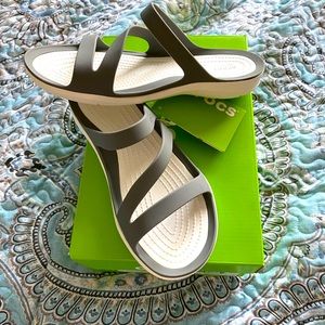 Swiftwater Gray 🐊 crocs sandals